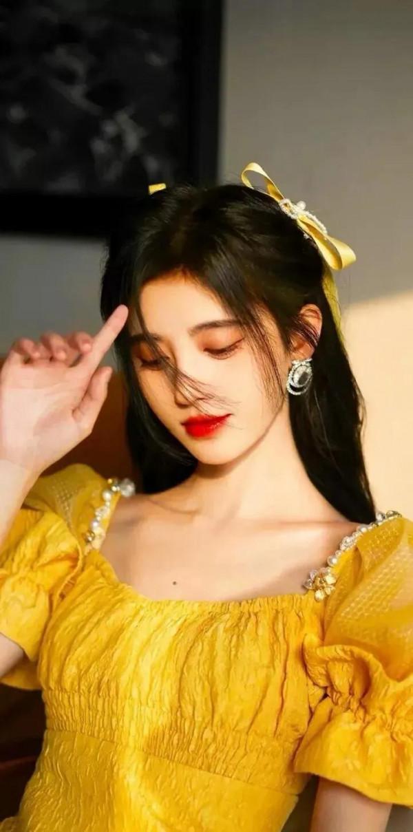 黃色系的鞠婧禕 黃色系的鞠婧禕