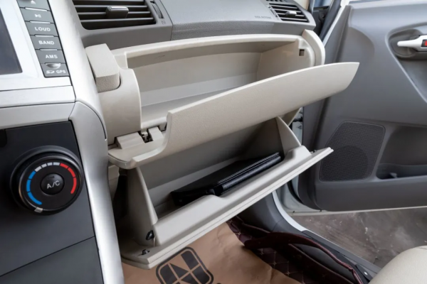 8萬多買豐田逸緻,樸實無華背後是承載全家的重任 8萬多買豐田逸緻,樸實無華背後是承載全家的重任