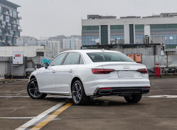 2022款奧迪A4L：150馬力版本停產在售，優惠不少，但仍然不推薦？