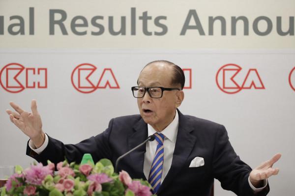 誰說李嘉誠跑了？拋售資產套現21億，但在內地仍有50多個專案