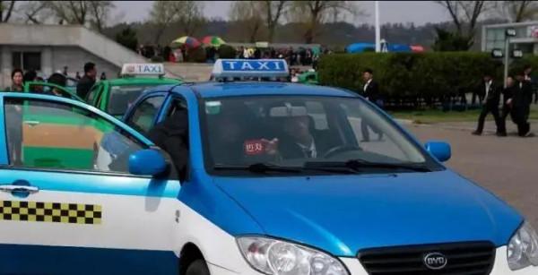 朝鮮馬路上，到處都是中國的汽車，可是車標大家一個都不認識