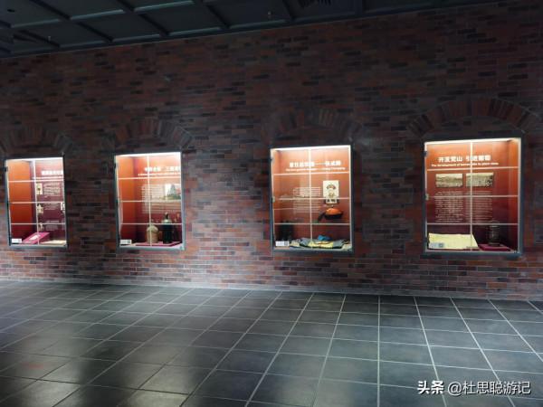 漢EV自駕新疆,探訪亞洲最大葡萄酒地下酒窖,逛完景區還送葡萄酒 漢EV自駕新疆,探訪亞洲最大葡萄酒地下酒窖,逛完景區還送葡萄酒