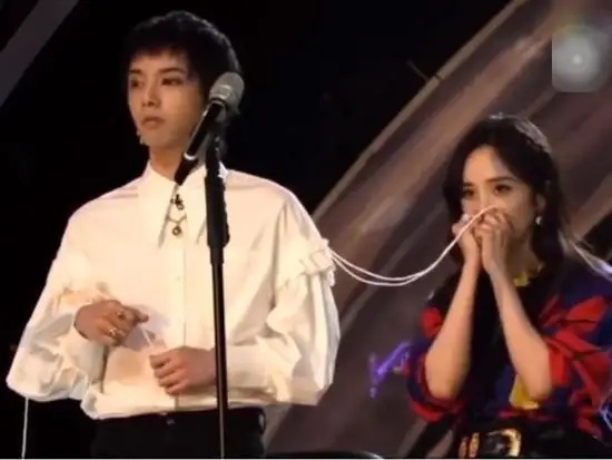 已有家庭還不自律?這8位已婚明星,真是一個比一個沒分寸 已有家庭還不自律?這8位已婚明星,真是一個比一個沒分寸