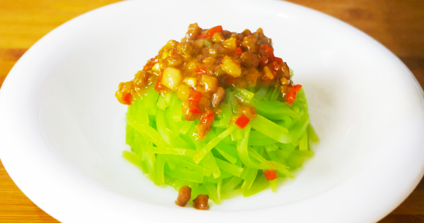 冬天燥熱火氣大，建議多吃8道敗火菜，營養好吃，暖胃驅寒還補水