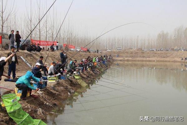 “偽”釣魚大師成長史，裝著裝著就真把自己當大師了，專門騙小孩