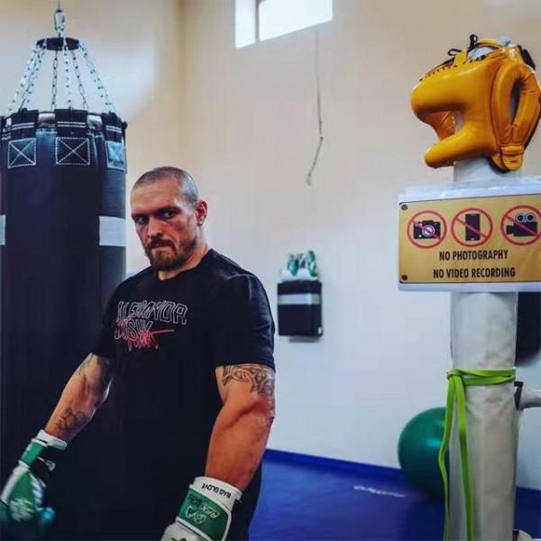 重量級拳王約書亞難了!全勝挑戰者有意增加肌肉,體格大了三圈 重量級拳王約書亞難了!全勝挑戰者有意增加肌肉,體格大了三圈