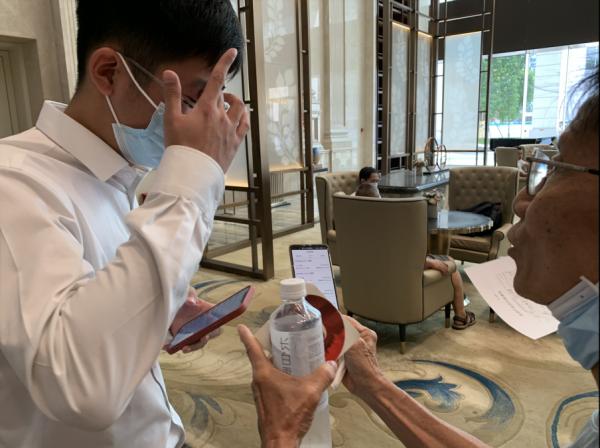 現場|恆大在廣州組織實物兌付登記 投資人要求公示房源明細 現場|恆大在廣州組織實物兌付登記 投資人要求公示房源明細