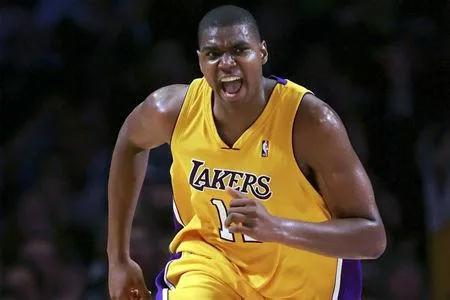 腦袋以下天賦頂級,盤點被智商廢掉的五大球星,囧神毫無疑問入選 腦袋以下天賦頂級,盤點被智商廢掉的五大球星,囧神毫無疑問入選