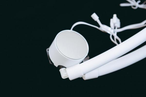 能壓住不關AVX512的i7 11700K!這款喬思伯水冷的秘訣是RGB水管? 能壓住不關AVX512的i7 11700K!這款喬思伯水冷的秘訣是RGB水管?