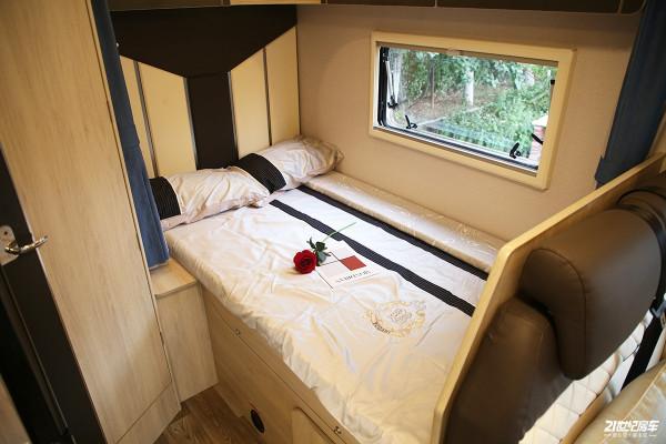 72%銷量佔比,將爆款持續到底!全網首測亞特Y9房車 72%銷量佔比,將爆款持續到底!全網首測亞特Y9房車