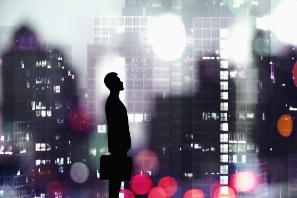 2021年,負債、眾叛親離、流離失所,依然是我的“高光時刻” 2021年,負債、眾叛親離、流離失所,依然是我的“高光時刻”