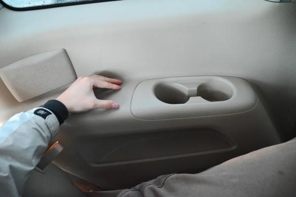 3.5L六缸日產貴士，二手26.98萬，宜商宜家