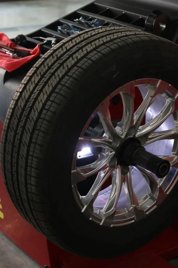 怪獸修車：翻新一輛13年的雷克薩斯GX460，最終滿血復活變新車