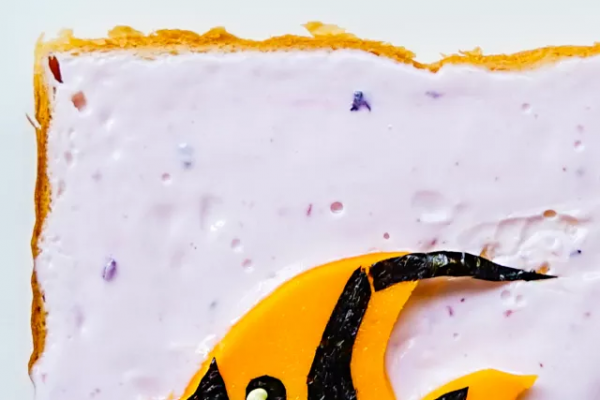 趣味早餐食譜:熱帶魚吐司麵包搭配雞絲蔬菜沙拉 趣味早餐食譜:熱帶魚吐司麵包搭配雞絲蔬菜沙拉