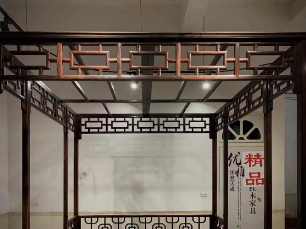 大紅酸枝架子床