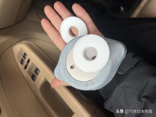 經濟下行購買新車計劃暫緩，翻新復古老爺車圓屁股奧迪老A6照樣香