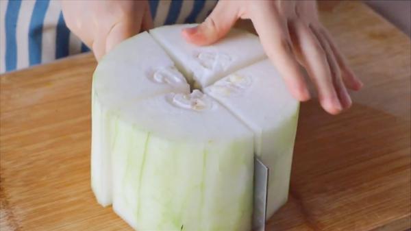 秋日忌寒涼,多吃3紅3白,少吃2綠,潤肺去秋燥,一家老小身體棒 秋日忌寒涼,多吃3紅3白,少吃2綠,潤肺去秋燥,一家老小身體棒