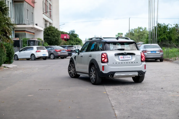 苦等新車遙遙無期，轉投二手收穫準新COUNTRYMAN