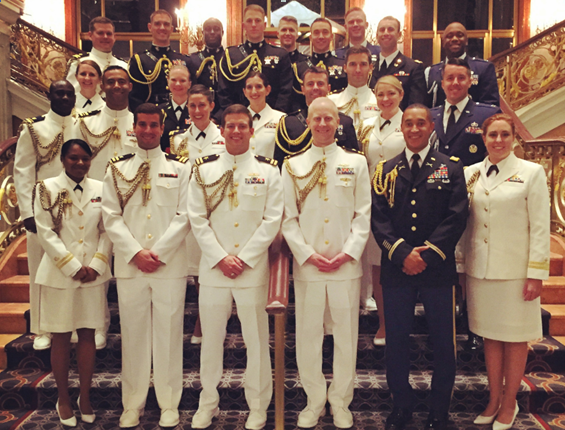 美國女兵的照片是真是假?偏假的原因有5個,冒充軍人真的很難 美國女兵的照片是真是假?偏假的原因有5個,冒充軍人真的很難