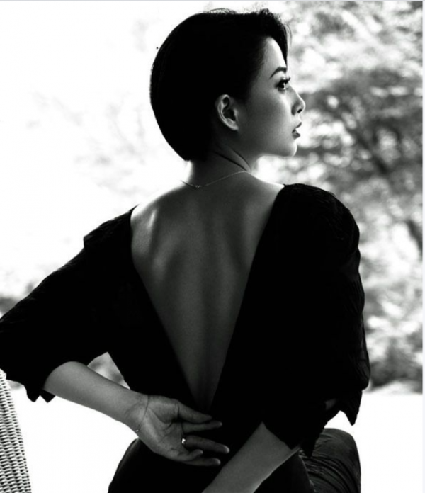 6位中年女星背影殺：年近半百仍似少女，胖一絲累贅、瘦一點沒味