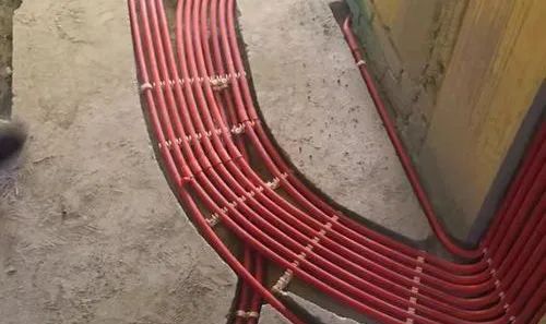 裝修，用軟的電線好還是硬的電線好？