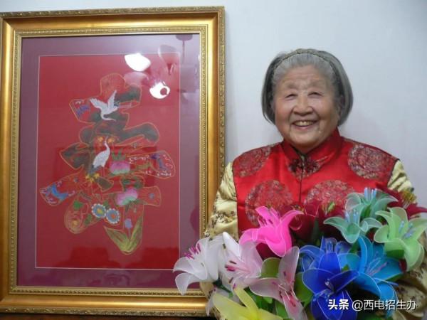 15歲立志抗日!9旬女兵被教育部“點名”,感人事蹟全國展播 15歲立志抗日!9旬女兵被教育部“點名”,感人事蹟全國展播