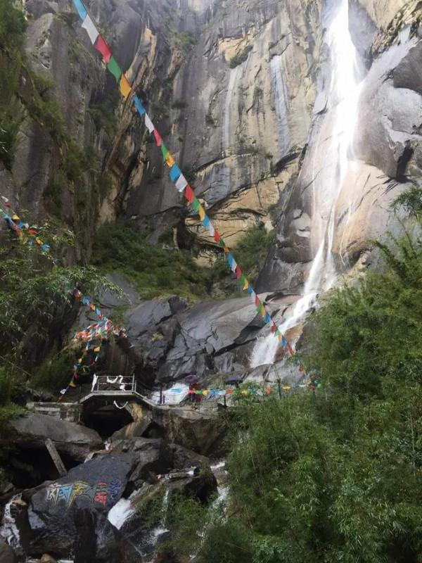 13年西藏游回顧之五觀瀑卡定溝,品香石鍋雞 13年西藏游回顧之五觀瀑卡定溝,品香石鍋雞