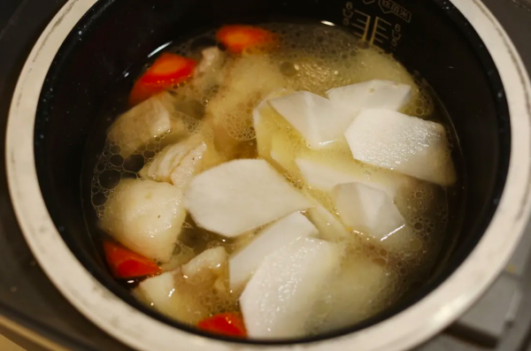 一口就把人饞哭！奶香濃郁無羶味的羊肉今年冬天必須安排上