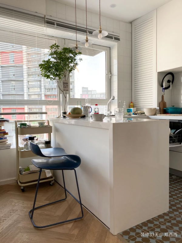 68㎡的北歐混搭風複式兩居,色塊增加藝術感 68㎡的北歐混搭風複式兩居,色塊增加藝術感