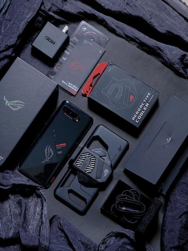 騰訊ROG遊戲手機5s——我的遊戲手機初體驗 騰訊ROG遊戲手機5s——我的遊戲手機初體驗