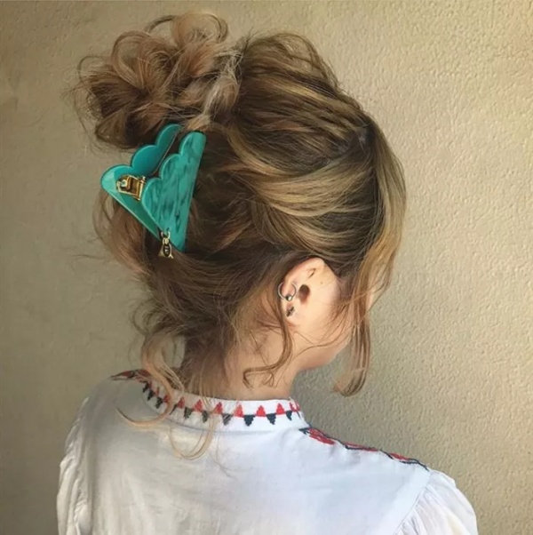 日系空氣感扎發，充滿少女氣質