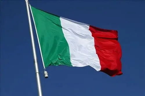 義大利透過新規：所有公共和私營部門的員工都必須獲得“健康通行證”