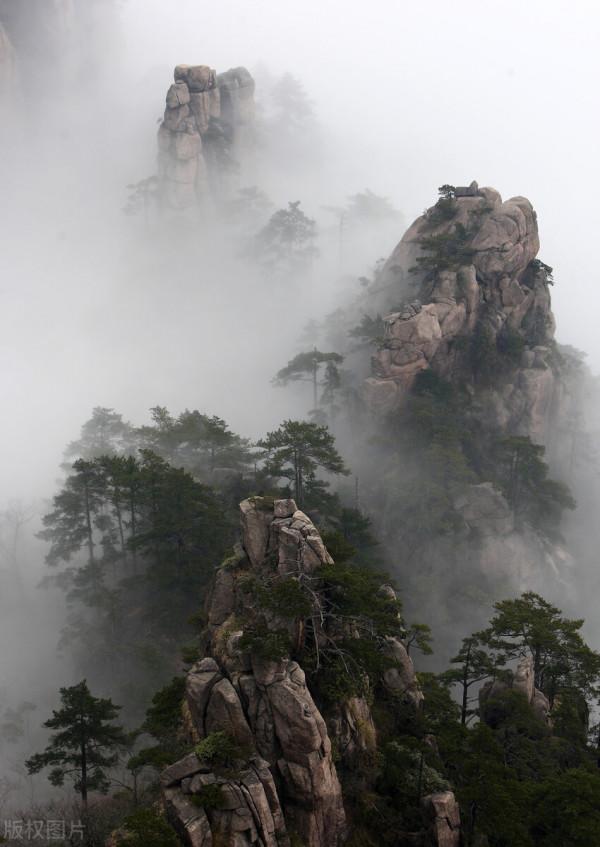 雲霧繚繞大山仙境圖片，唯美的意境，一起感受山水風景的壯美