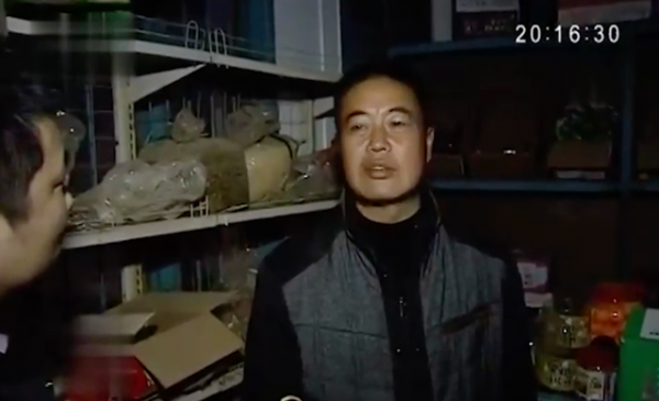 結婚當天新娘落跑，男方家索要彩禮，女方父親：最多退2萬