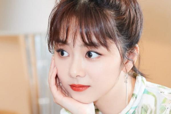 31歲的譚松韻，熒幕前單純美好，背後的故事卻讓人心疼