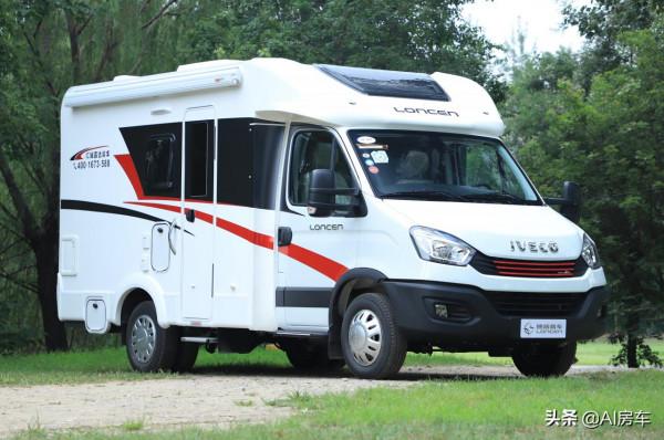 德系合資，6座3.0T動力，油耗8毛/公里，有吃住功能，實拍朗宸T60