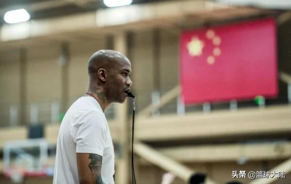 中國男籃教練調整!馬布裡或出山執教,與杜鋒再續前緣 中國男籃教練調整!馬布裡或出山執教,與杜鋒再續前緣