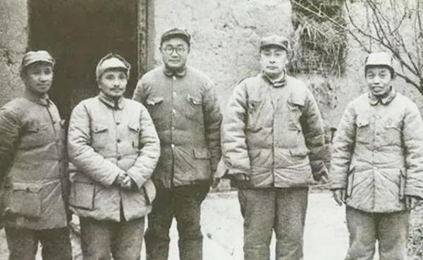 國民黨悍將胡璉之子披露:家父不敢提粟裕 國民黨悍將胡璉之子披露:家父不敢提粟裕