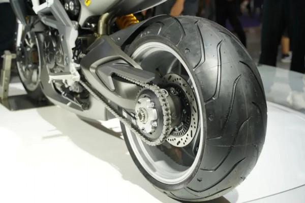 這三臺絕對是本屆摩博會最帥、最霸氣、最科幻的，國產未來可期