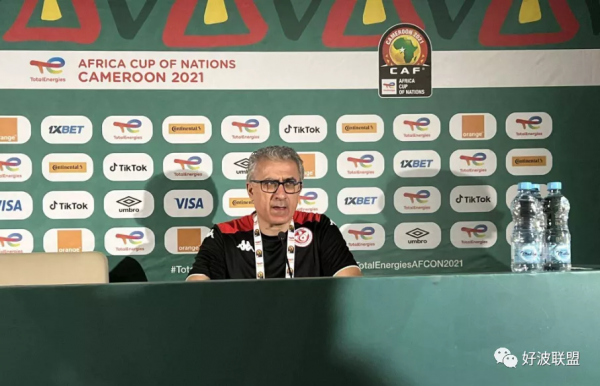 難以想象！主裁90分鐘內 兩次吹響終場哨&period;&period;&period;&period;&period;