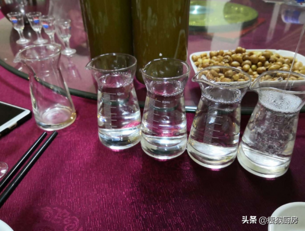 4款100元“實惠酒”,不新增一滴香精酒精,這才是“白酒標杆” 4款100元“實惠酒”,不新增一滴香精酒精,這才是“白酒標杆”
