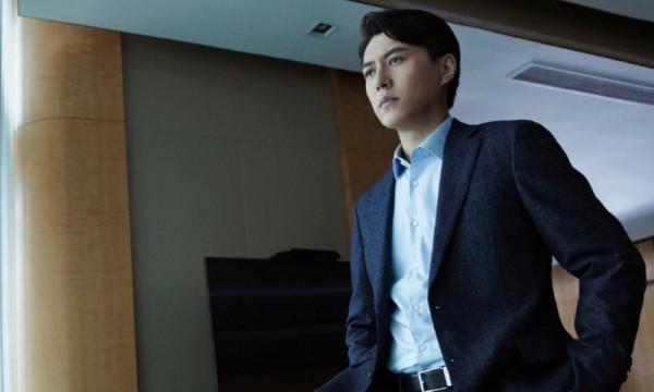 積壓兩年上線,靳東新劇演技再度突破,閆妮“女強人”卻差強人意 積壓兩年上線,靳東新劇演技再度突破,閆妮“女強人”卻差強人意