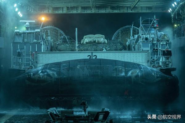 新年伊始，美軍登陸艦闖南海，已經配備鐳射炮，在中國家門口示威