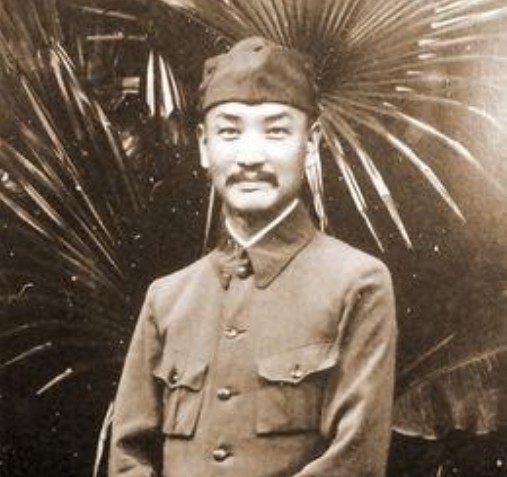 黃埔軍校共有七任政治部主任，周恩來並非首任，各自是什麼結局？