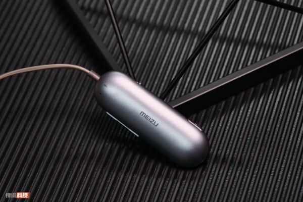 入手這個魅族千元限量款,我只花了99塊 入手這個魅族千元限量款,我只花了99塊