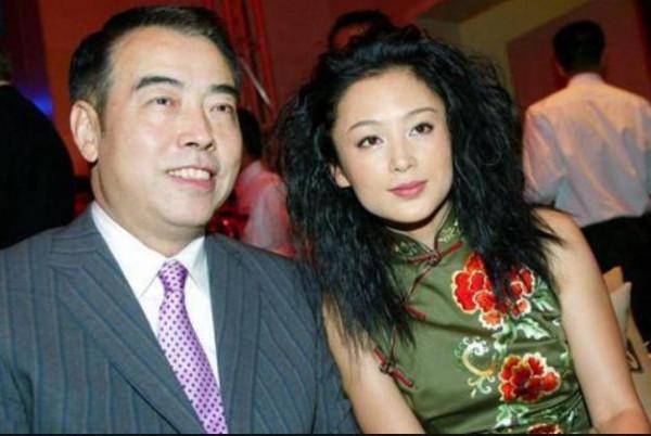 陳紅：28歲嫁給44歲二婚導演，婚後生2娃，她才是人間清醒