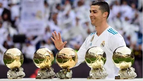 世界足壇最令人敬佩而難以忘記的11人——中前場篇6人