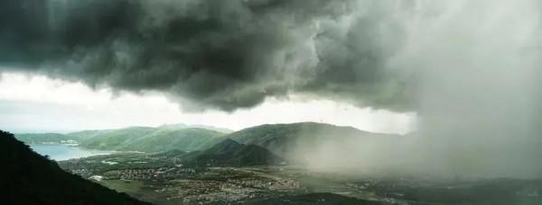 《新一輪大國競爭》報告精華解讀，美國會提出制定針對中俄競爭的“大戰略”！