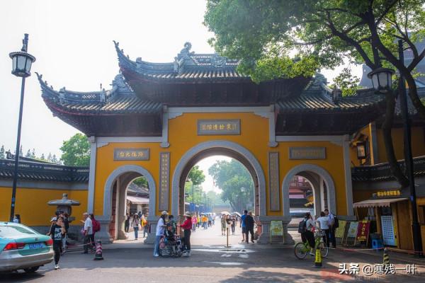 在蘇州寒山寺還可以吃素齋，一碗素面18元，你覺得如何？