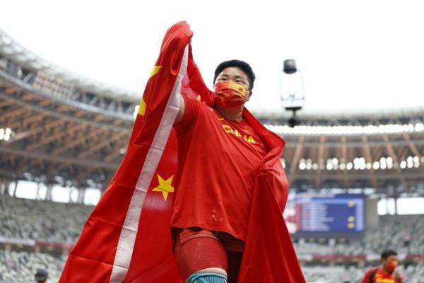 楊倩、鞏立姣、楊舒予都接到了大牌廣告，這陣仗完全不輸女明星